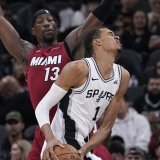 Wembanyama et les Spurs ont subi la loi de Miami dimanche KEYSTONE/AP/Eric Gay